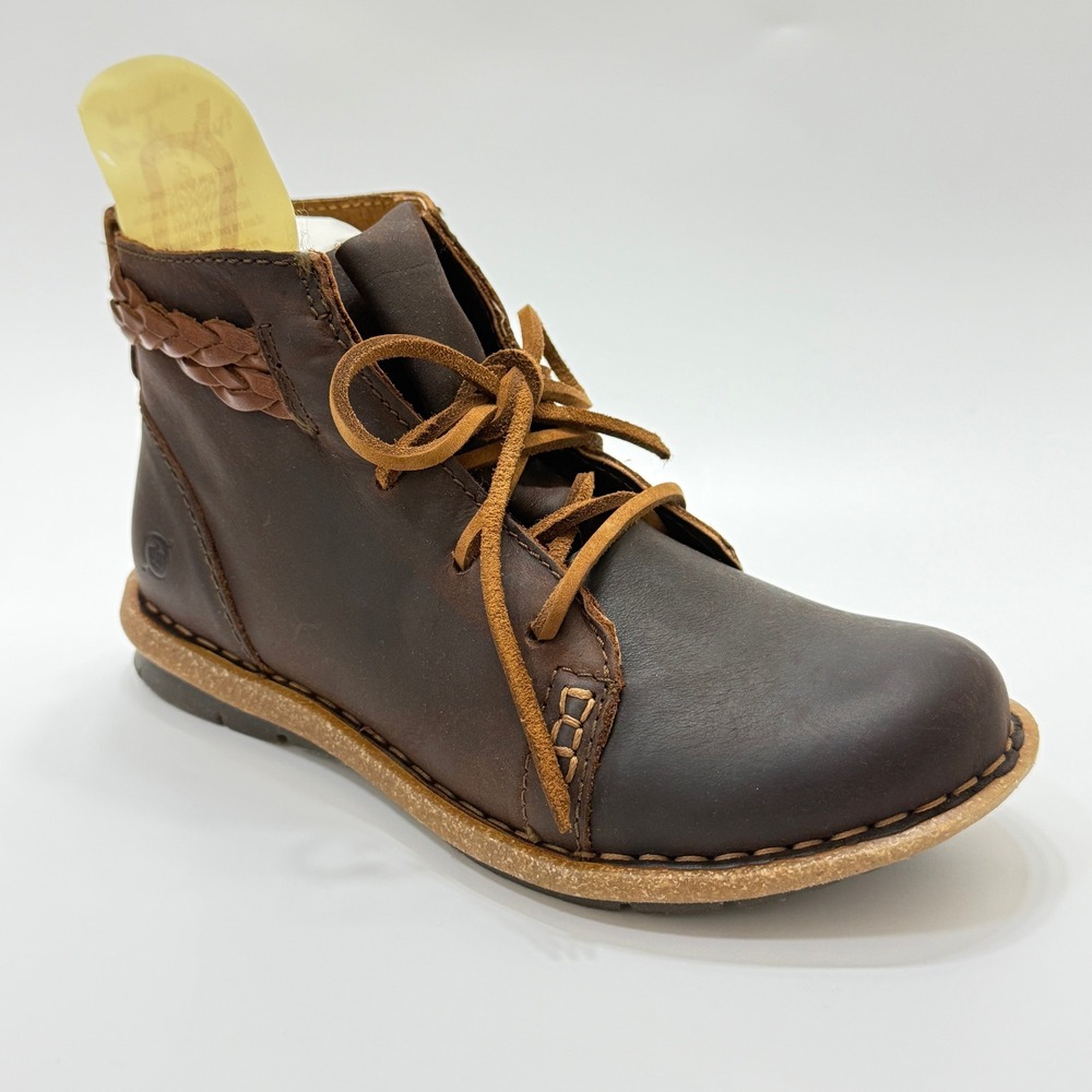 New Born Brown Leather‎ Braided Lace Up Ankle Boots Women's Size 6 With Box